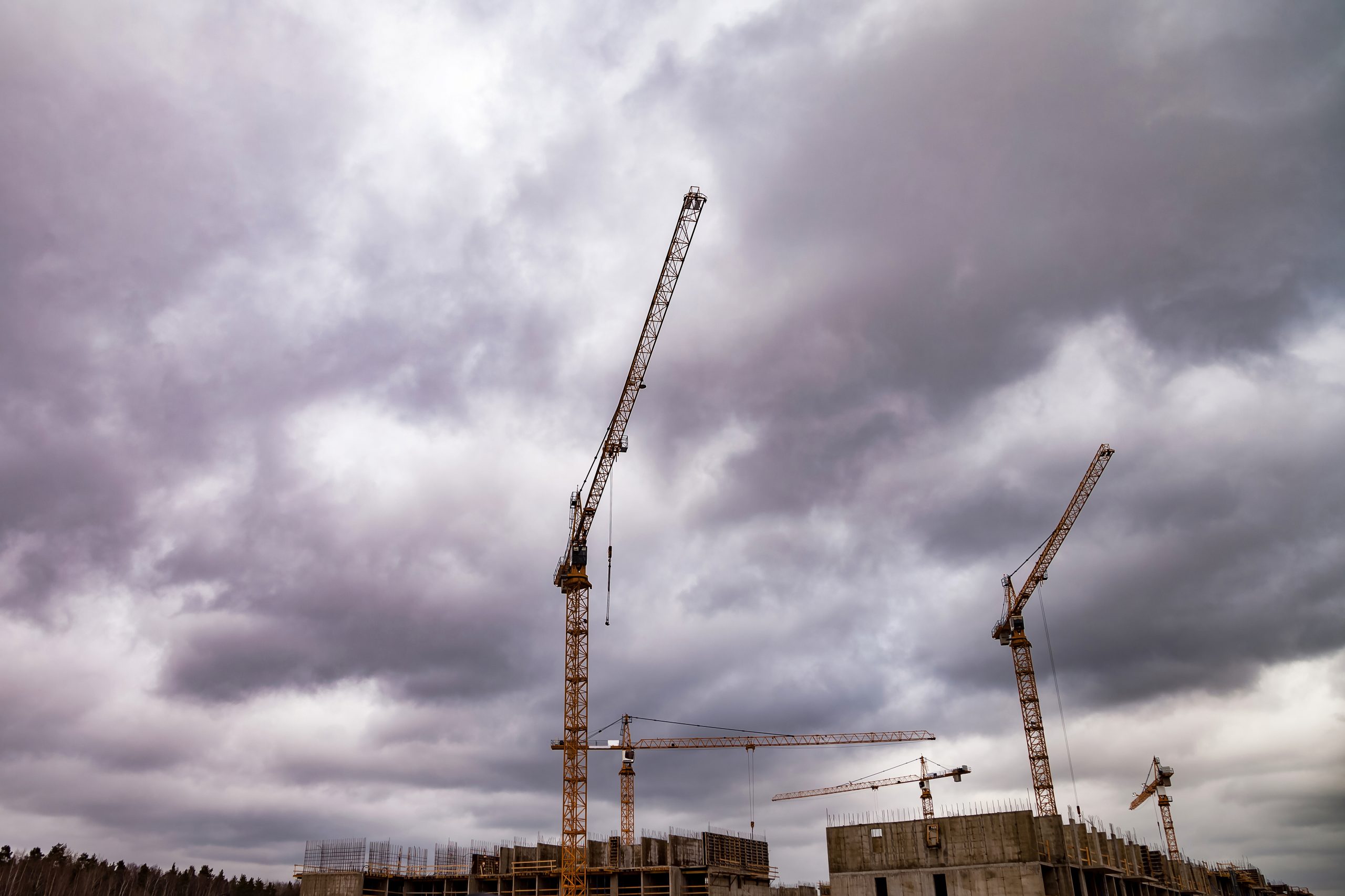 Read more about the article How Weather Affects Construction Timelines and Budget