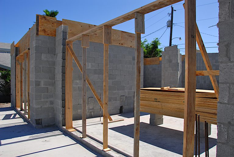 Read more about the article Load-Bearing vs. Framed Structures: Key Considerations
