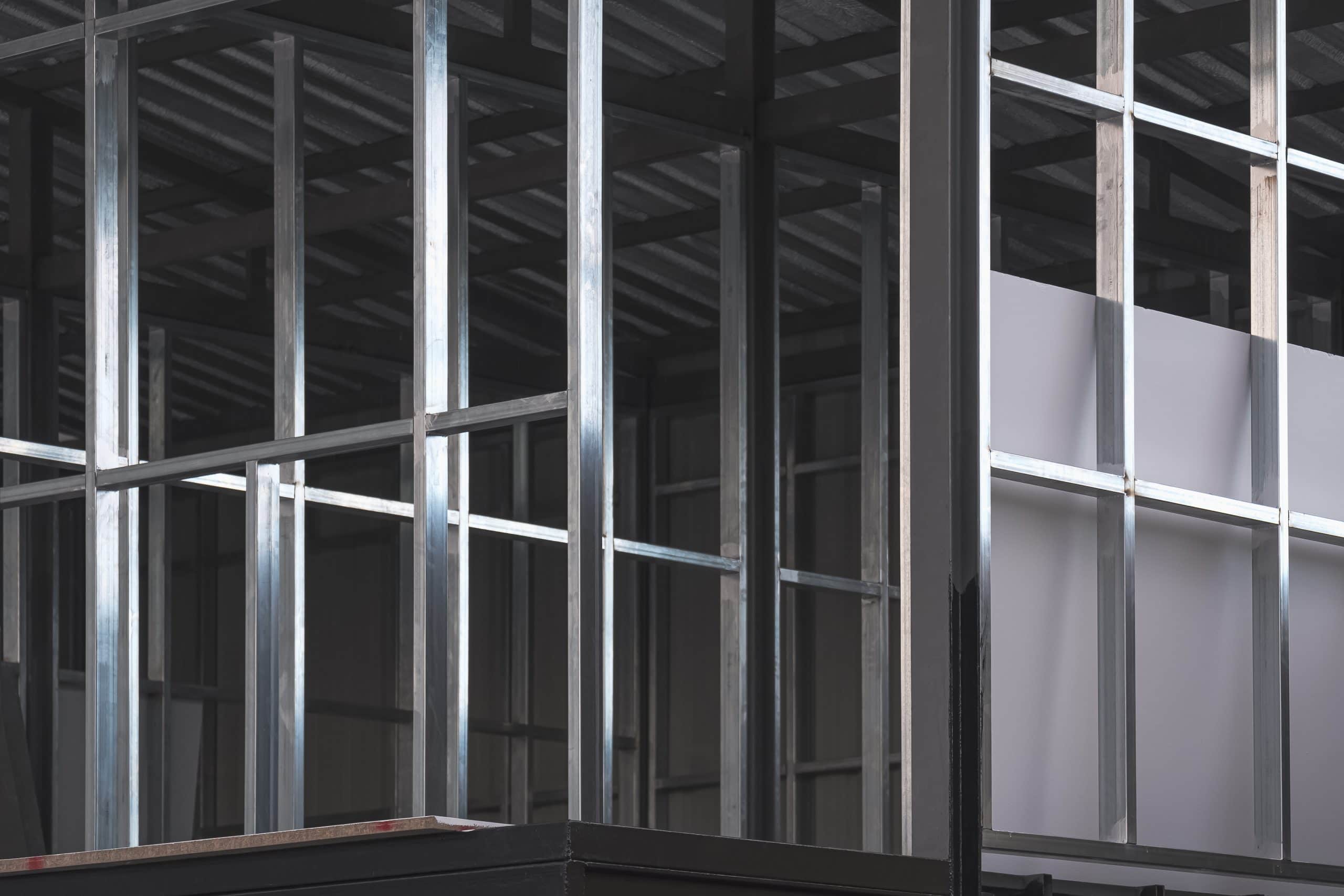 You are currently viewing Wood vs. Steel Framing: Comparing Two Common Framing Materials
